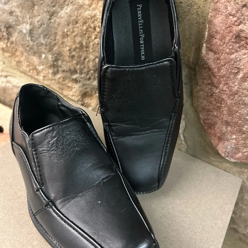 Loafers Elegant Black boys Loafers by Perry Ellis Portfolio size 1